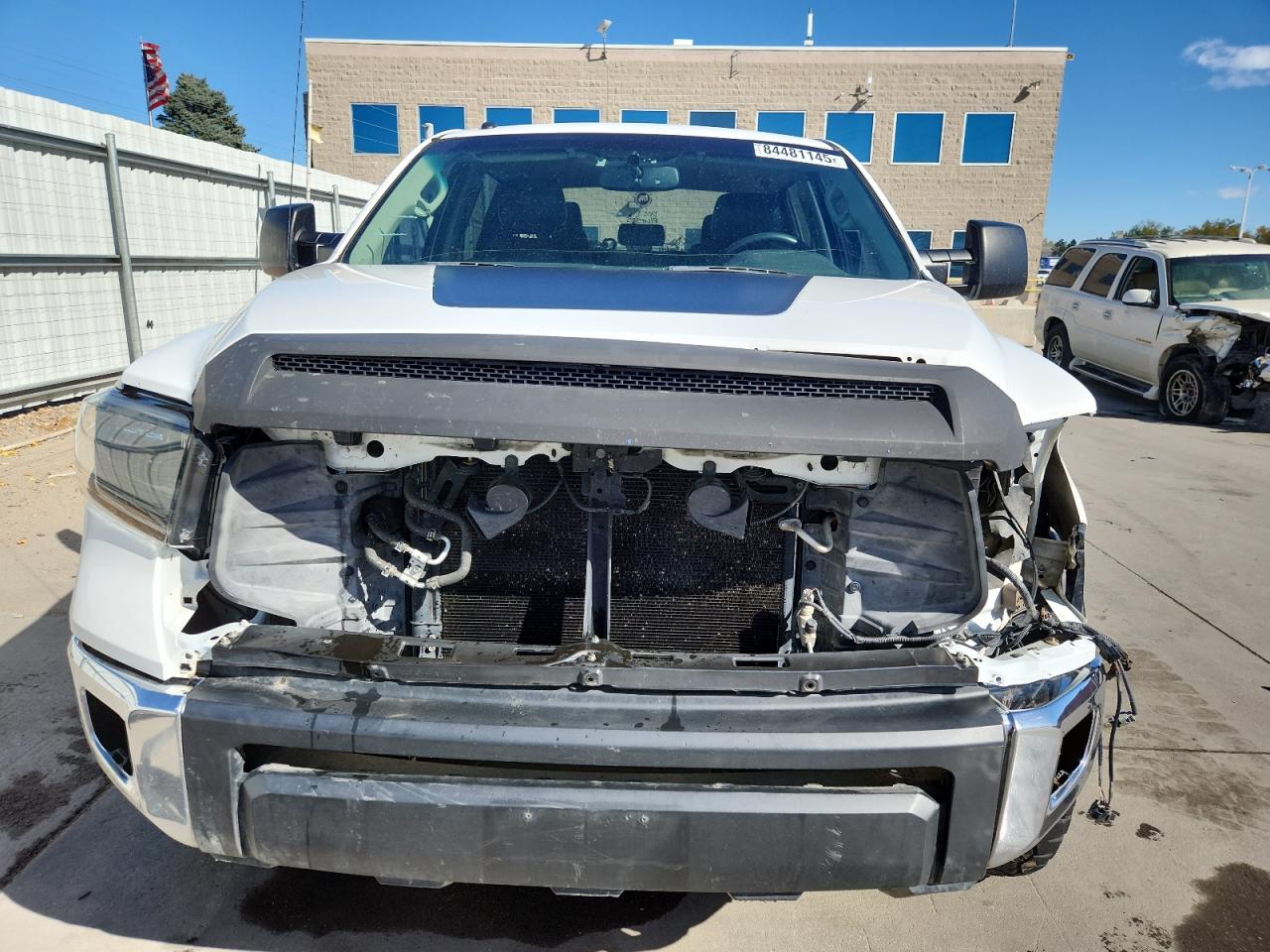 TOYOTA TUNDRA CREWMAX SR5