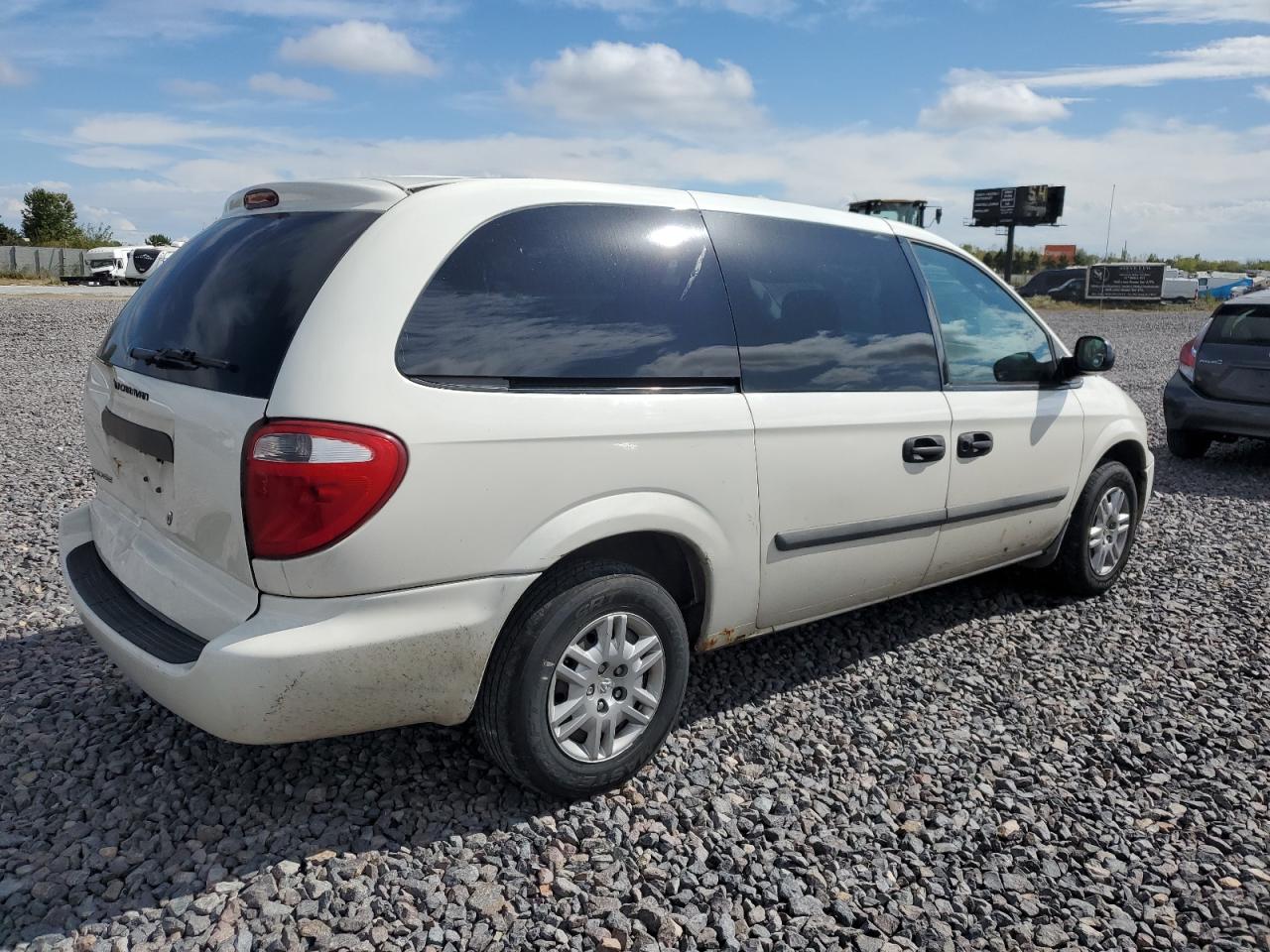 Lot #3277080165 2005 DODGE GRAND CARAVAN SE