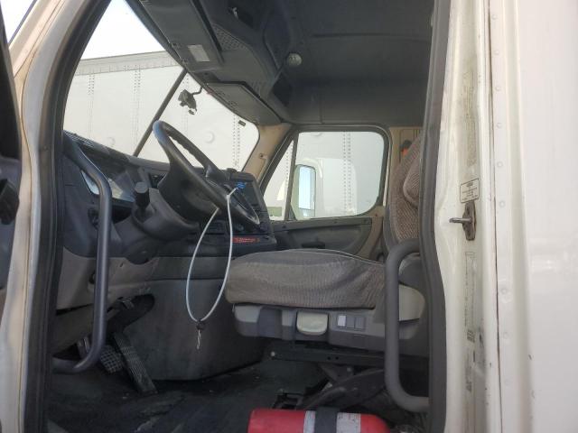 2015 FREIGHTLINER CASCADIA 1 #3303825428