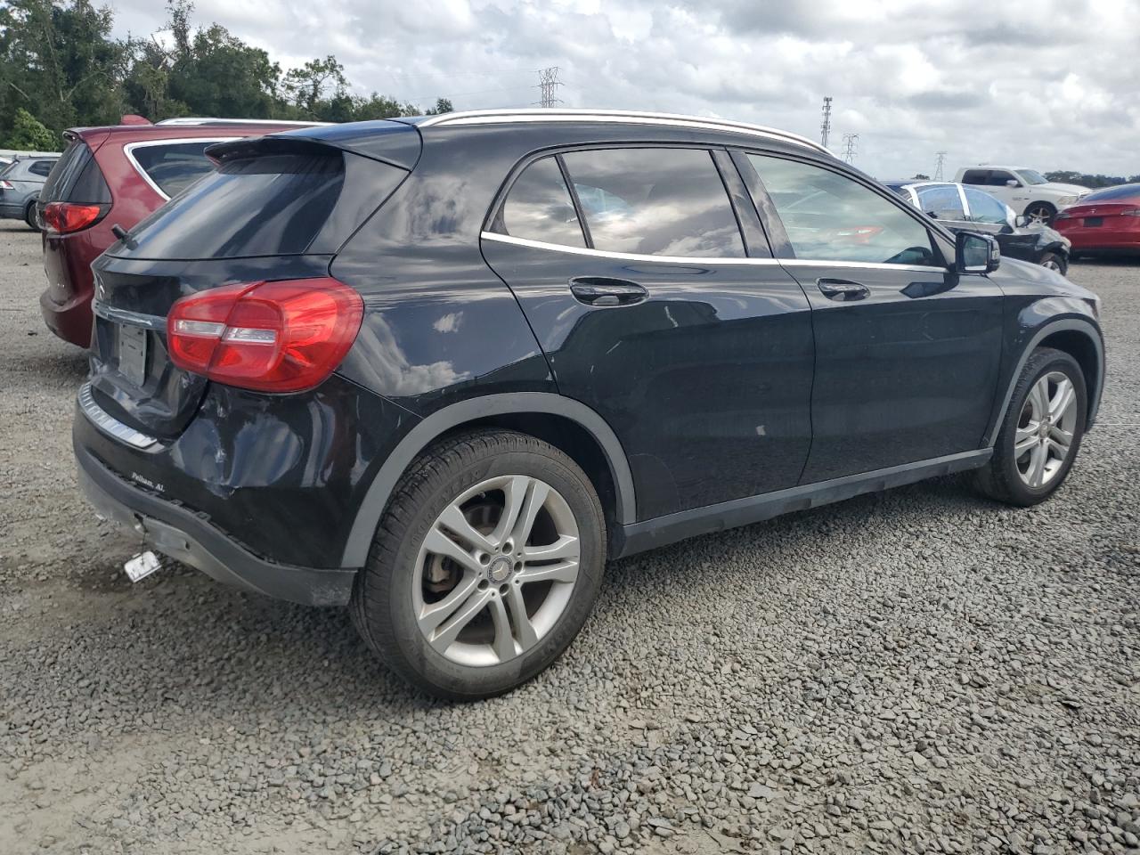 MERCEDES-BENZ GLA-CLASS 250