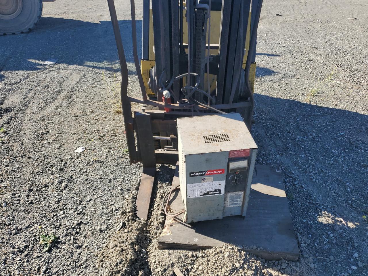 Lot #3262506771 1985 HYSTER UNKNOWN