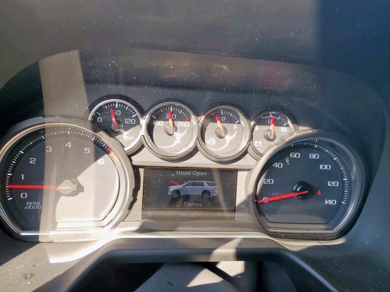 CHEVROLET TAHOE C1500 RST