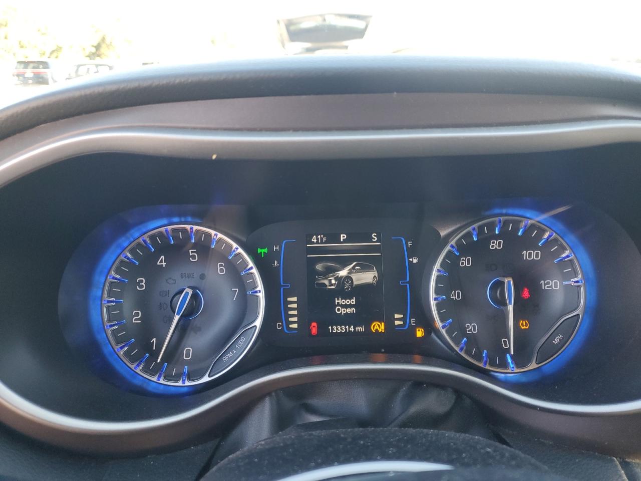 CHRYSLER PACIFICA TOURING PLUS