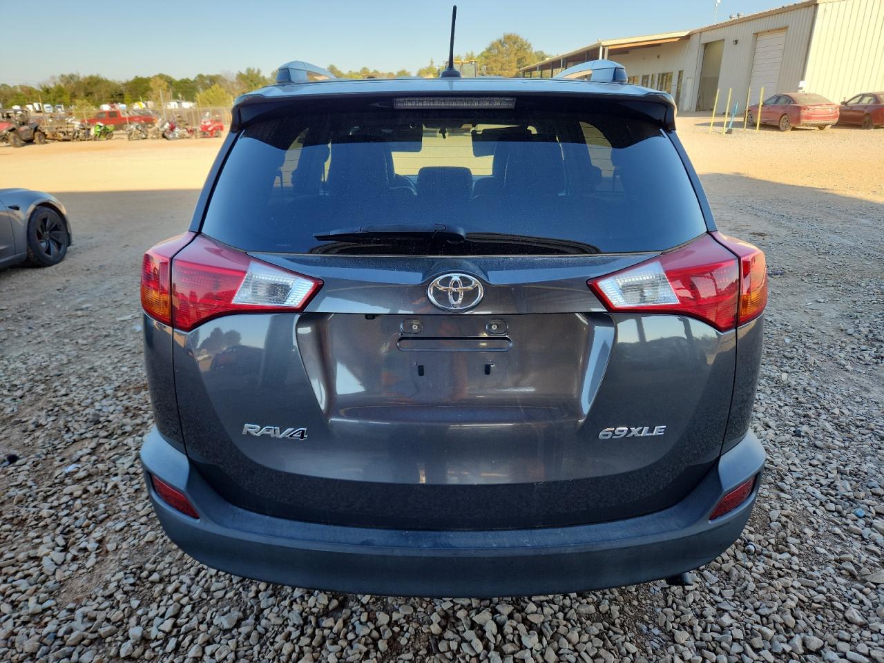 TOYOTA RAV4 XLE