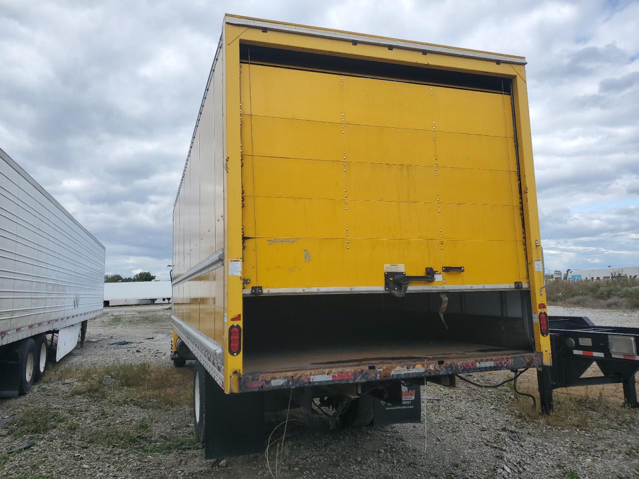 Lot #3273855181 2018 INTERNATIONAL 4300