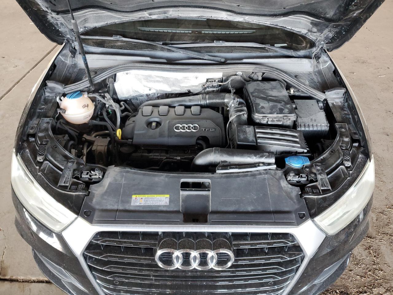 AUDI Q3 PREMIUM PLUS