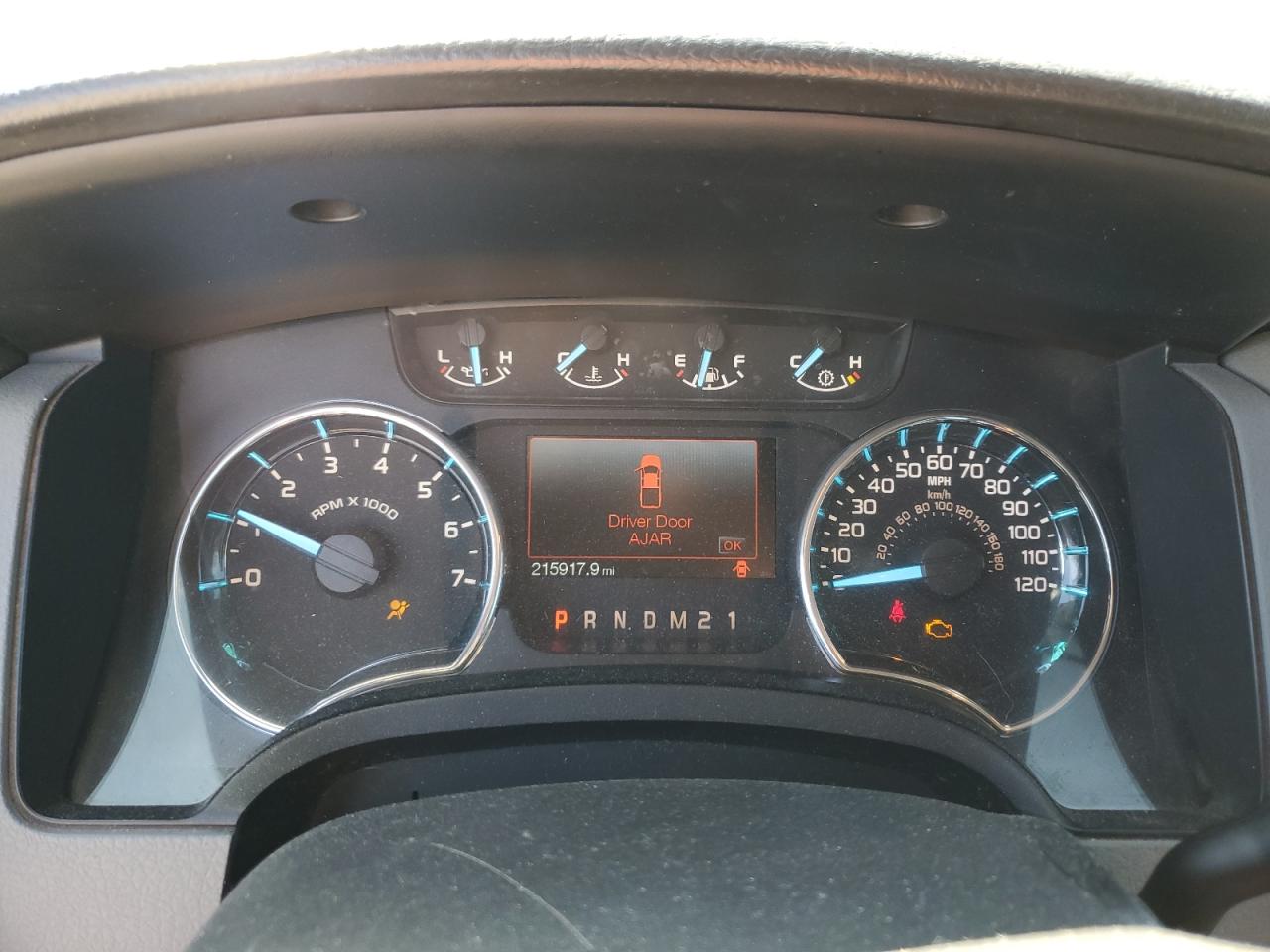 FORD F-150 SUPER CAB