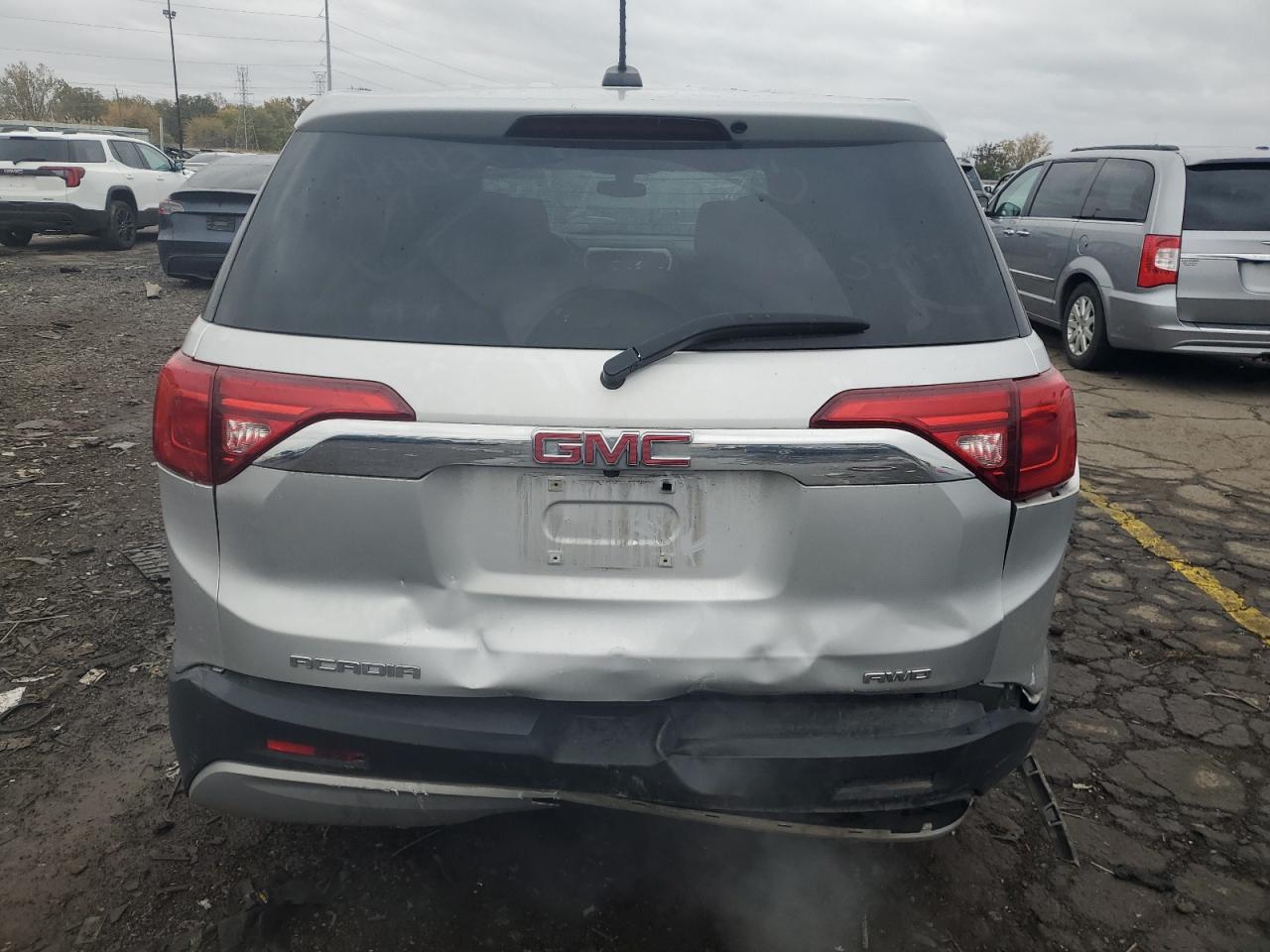 GMC ACADIA SLE