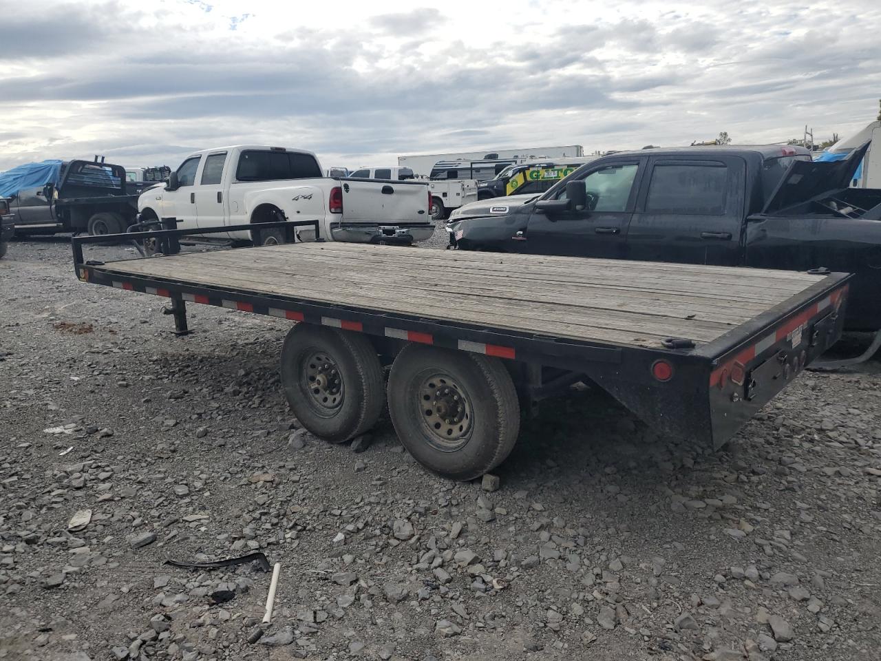 Lot #3258898798 2025 LOADTRAIL BUMPERPULL DECKOVER