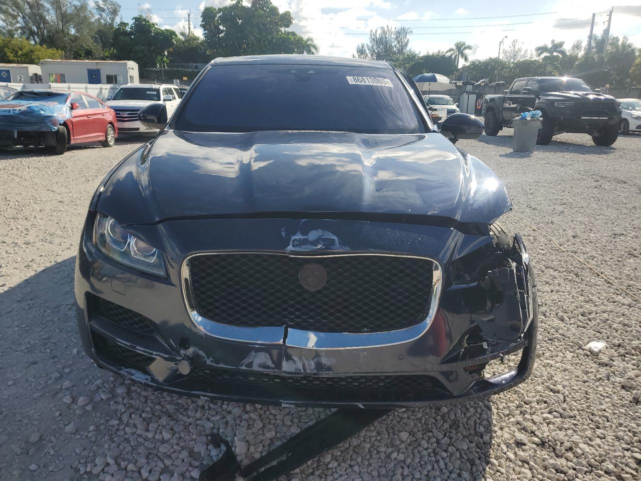 JAGUAR F-PACE PREMIUM