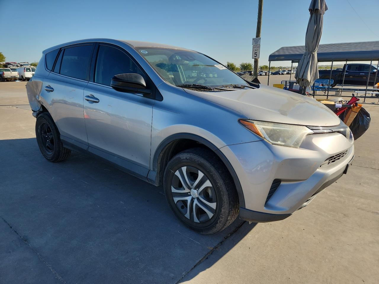 TOYOTA RAV4 LE