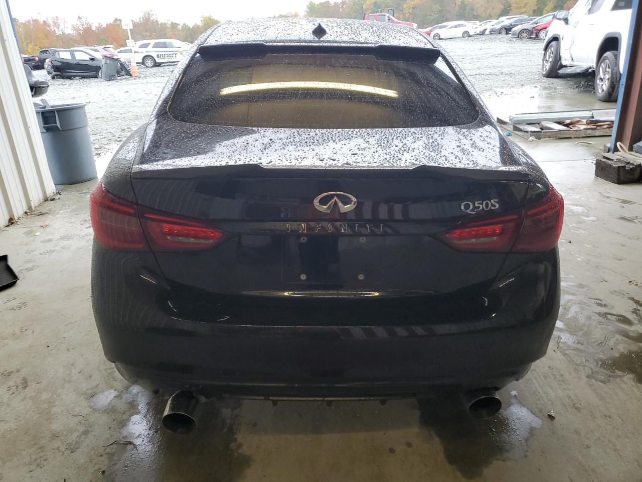 INFINITI Q50 LUXE
