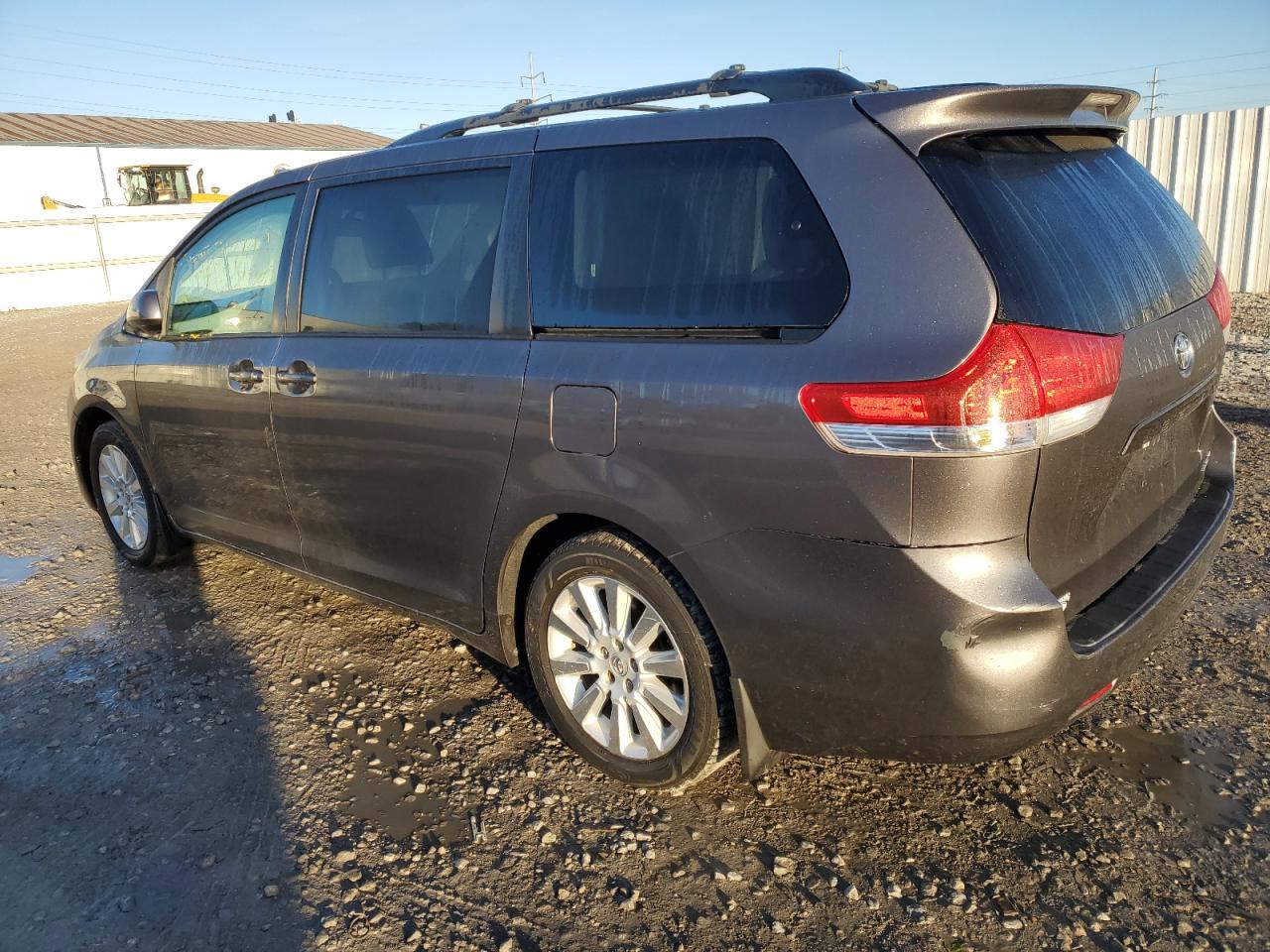 TOYOTA SIENNA XLE