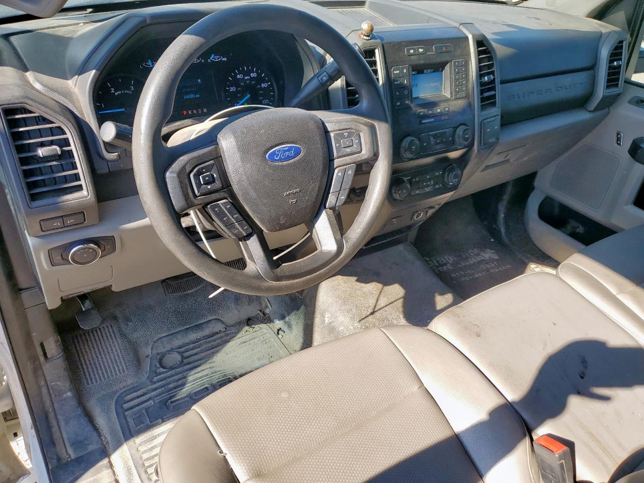 FORD F-550 SUPER DUTY