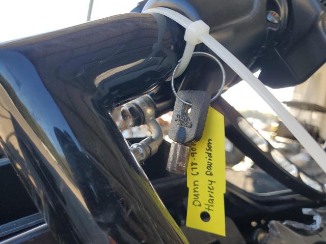 2018 HARLEY-DAVIDSON FLTRX ROAD 1HD1KHC19JB686514