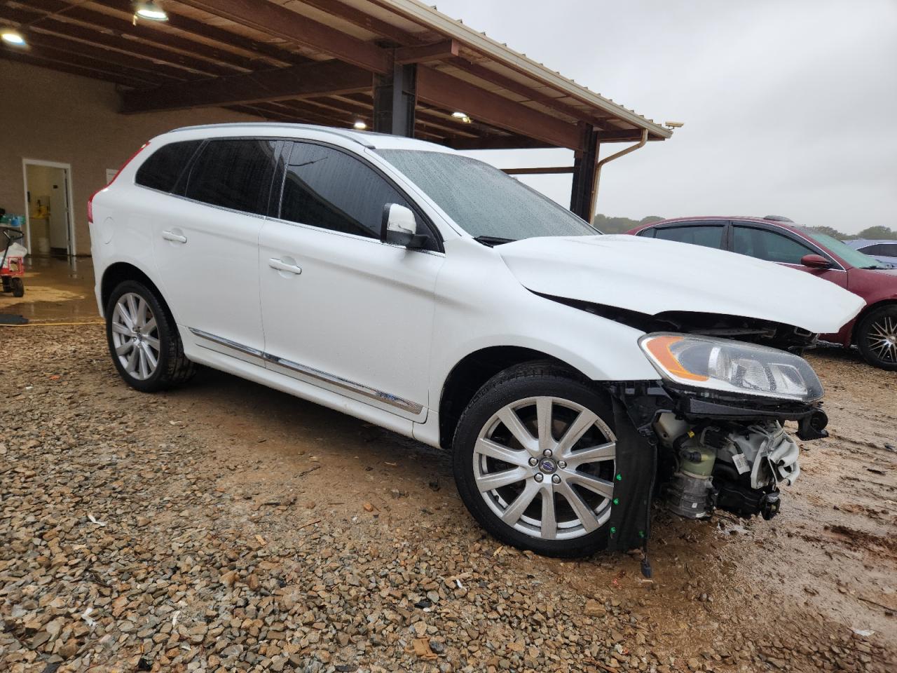 VOLVO XC60 T5 INSCRIPTION