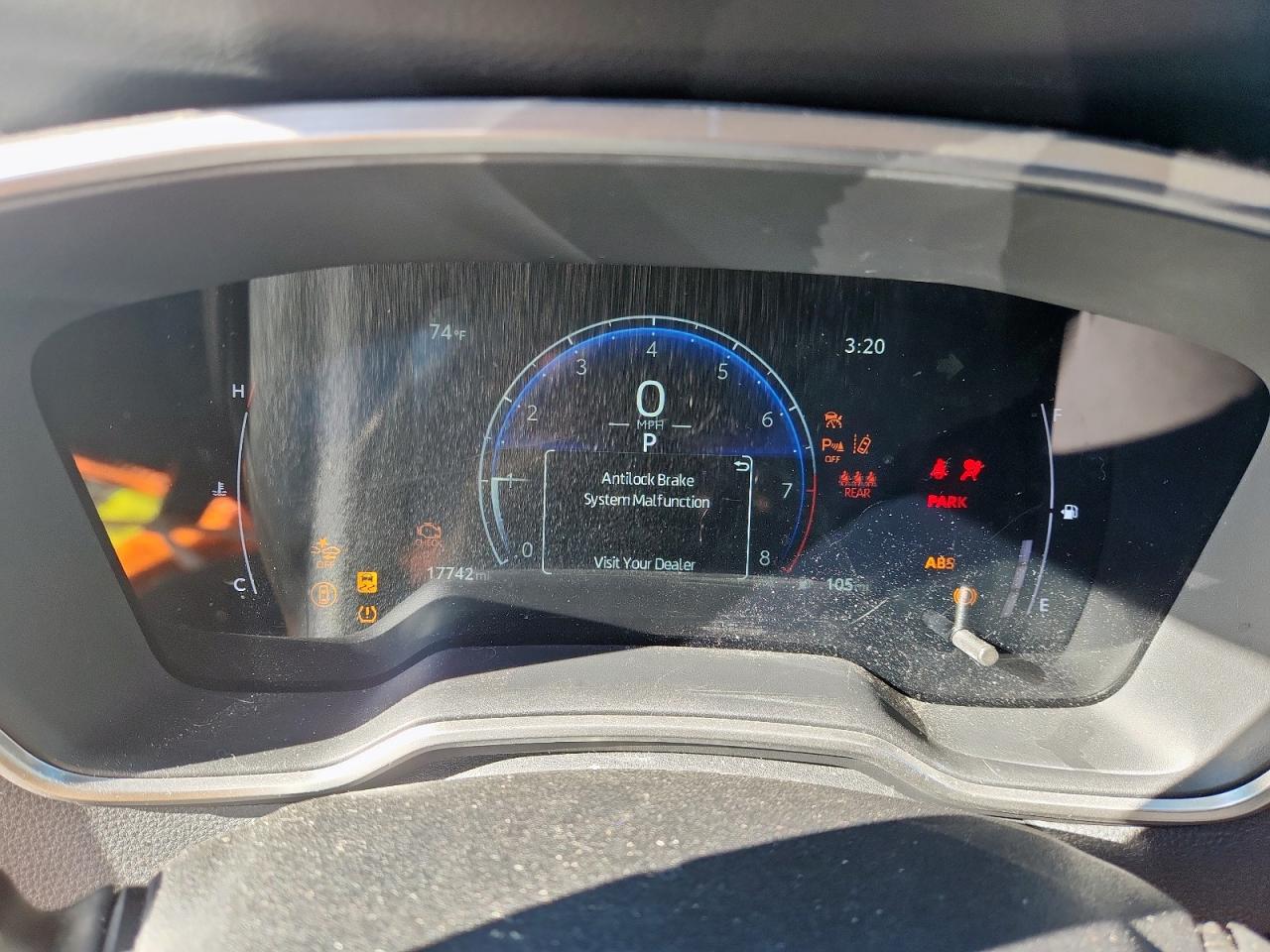 TOYOTA COROLLA CROSS XLE