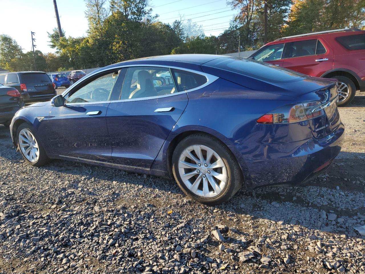 TESLA MODEL S