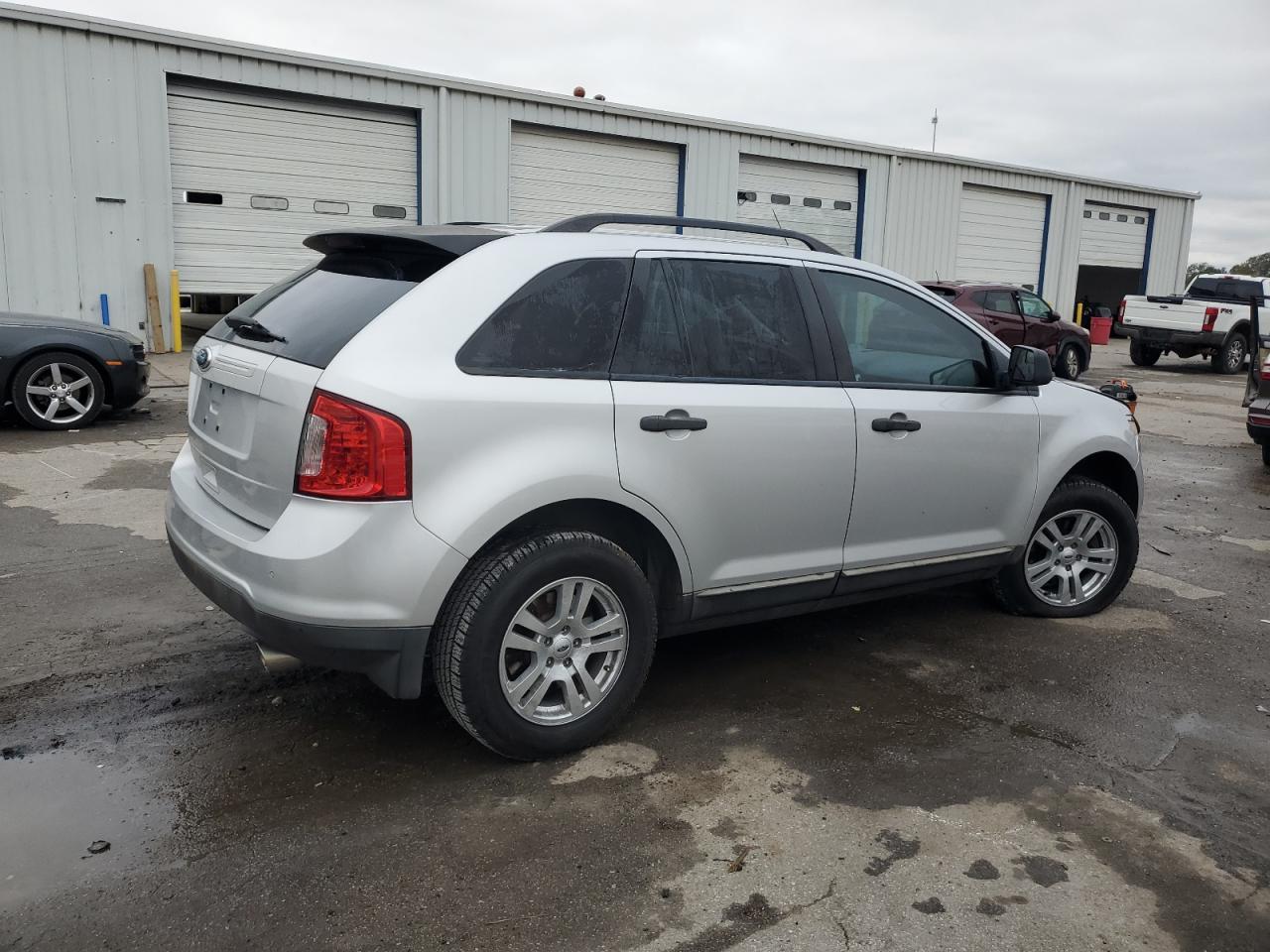 FORD EDGE SE