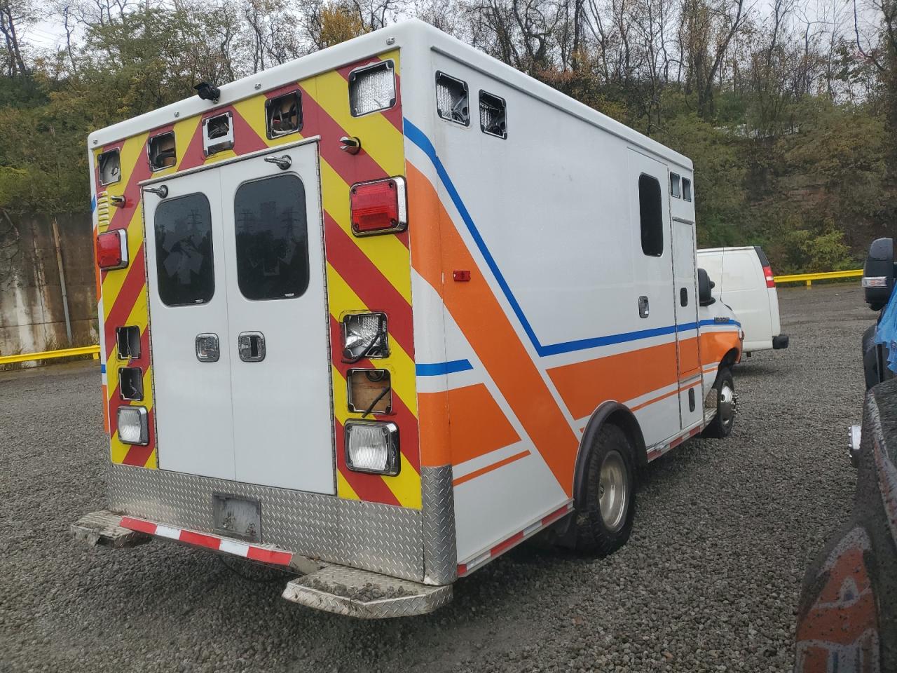 FORD E-350 E350 SUPER DUTY CUTAWAY VAN