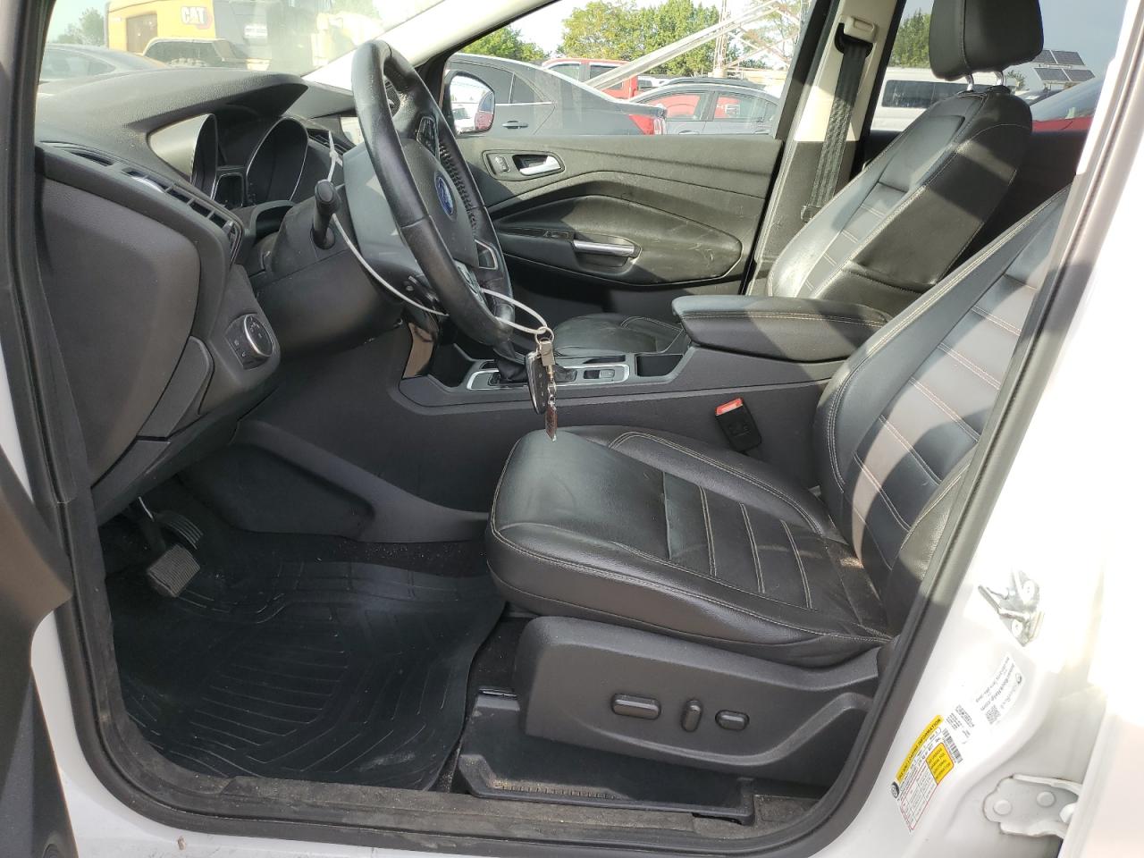 FORD ESCAPE TITANIUM