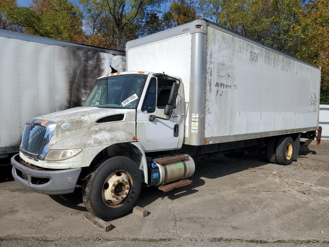 Lot #3280378958 2015 INTERNATIONAL 4000 4300