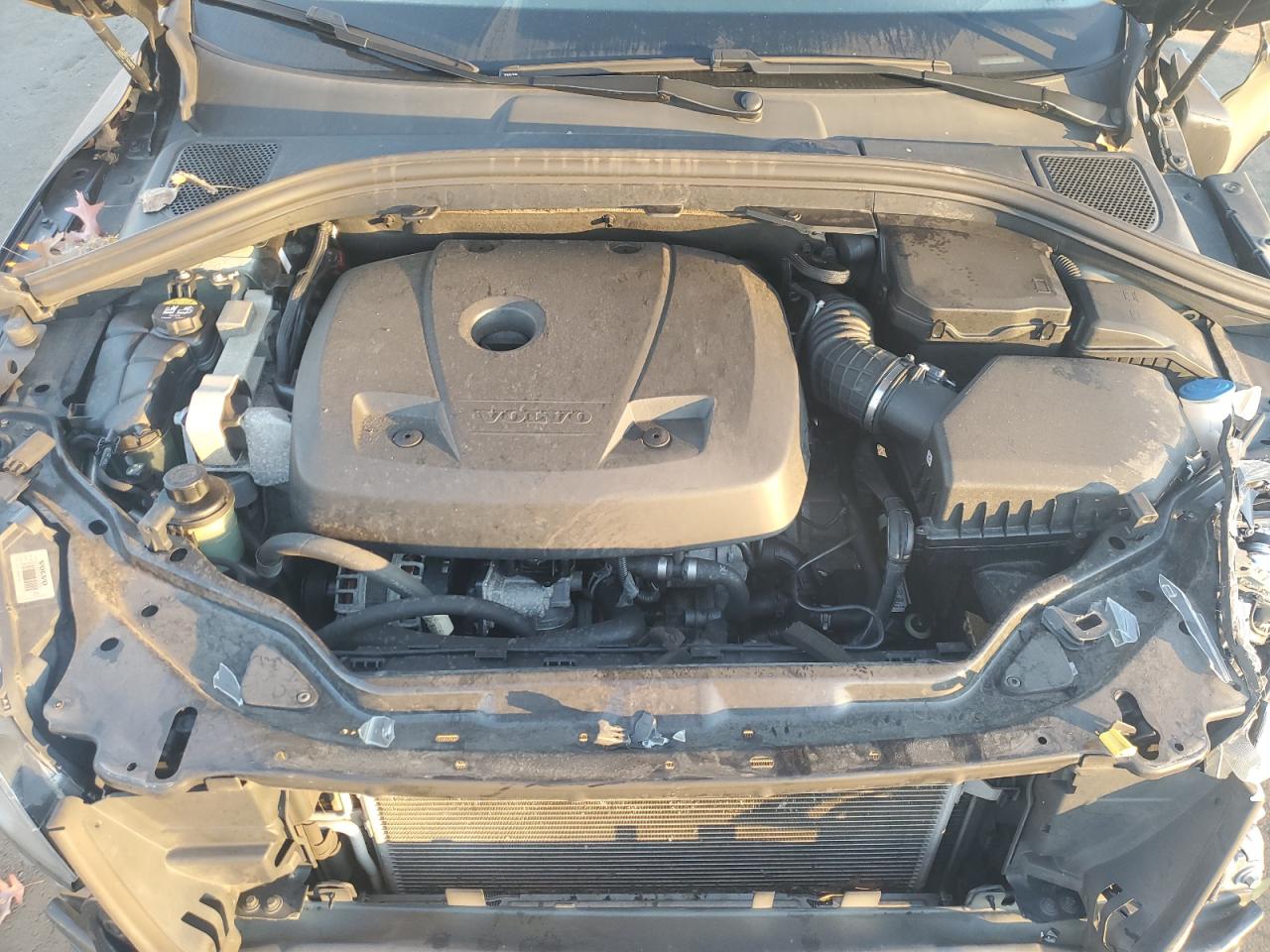 VOLVO XC60 T6 DYNAMIC