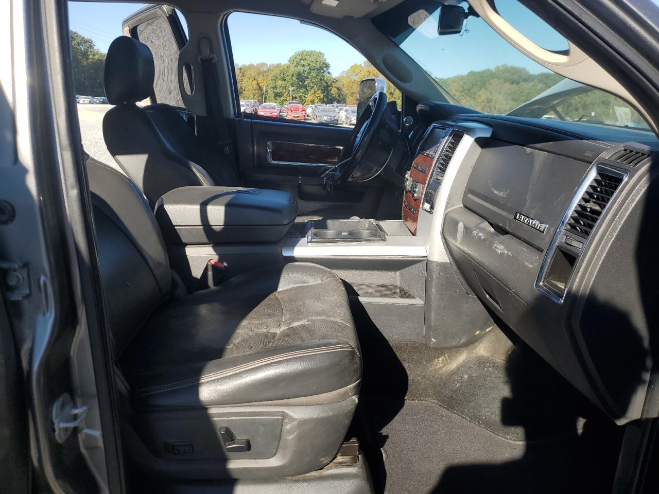 DODGE RAM 3500 LARAMIE