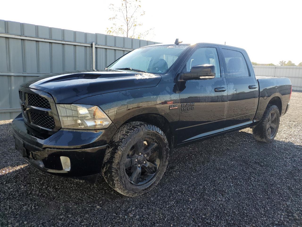 RAM 1500 SLT