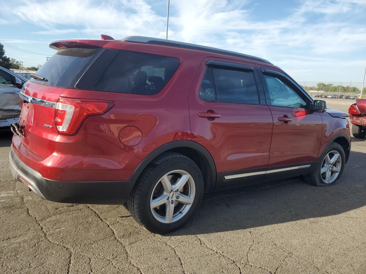 FORD EXPLORER XLT
