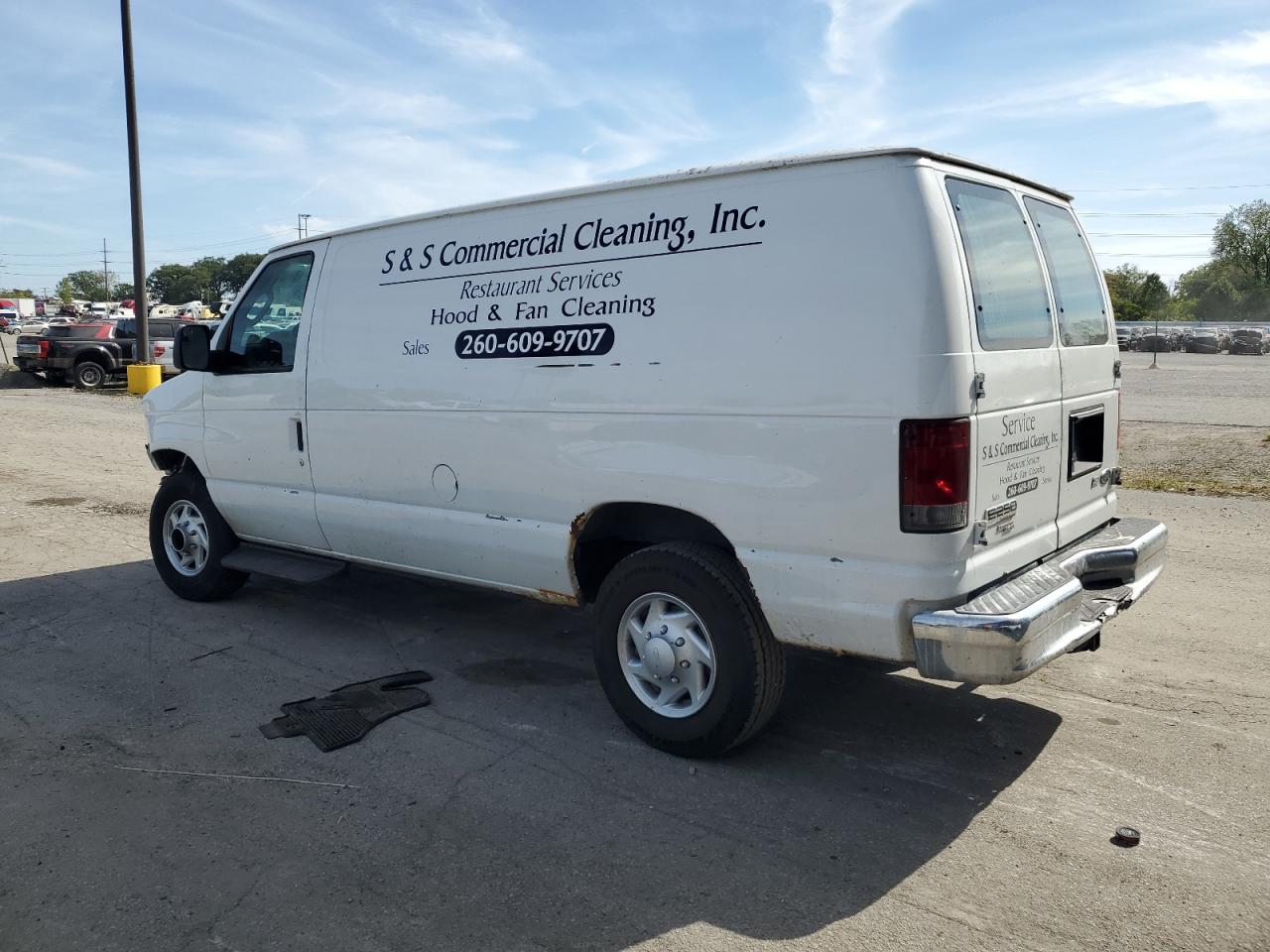 FORD ECONOLINE E250 VAN