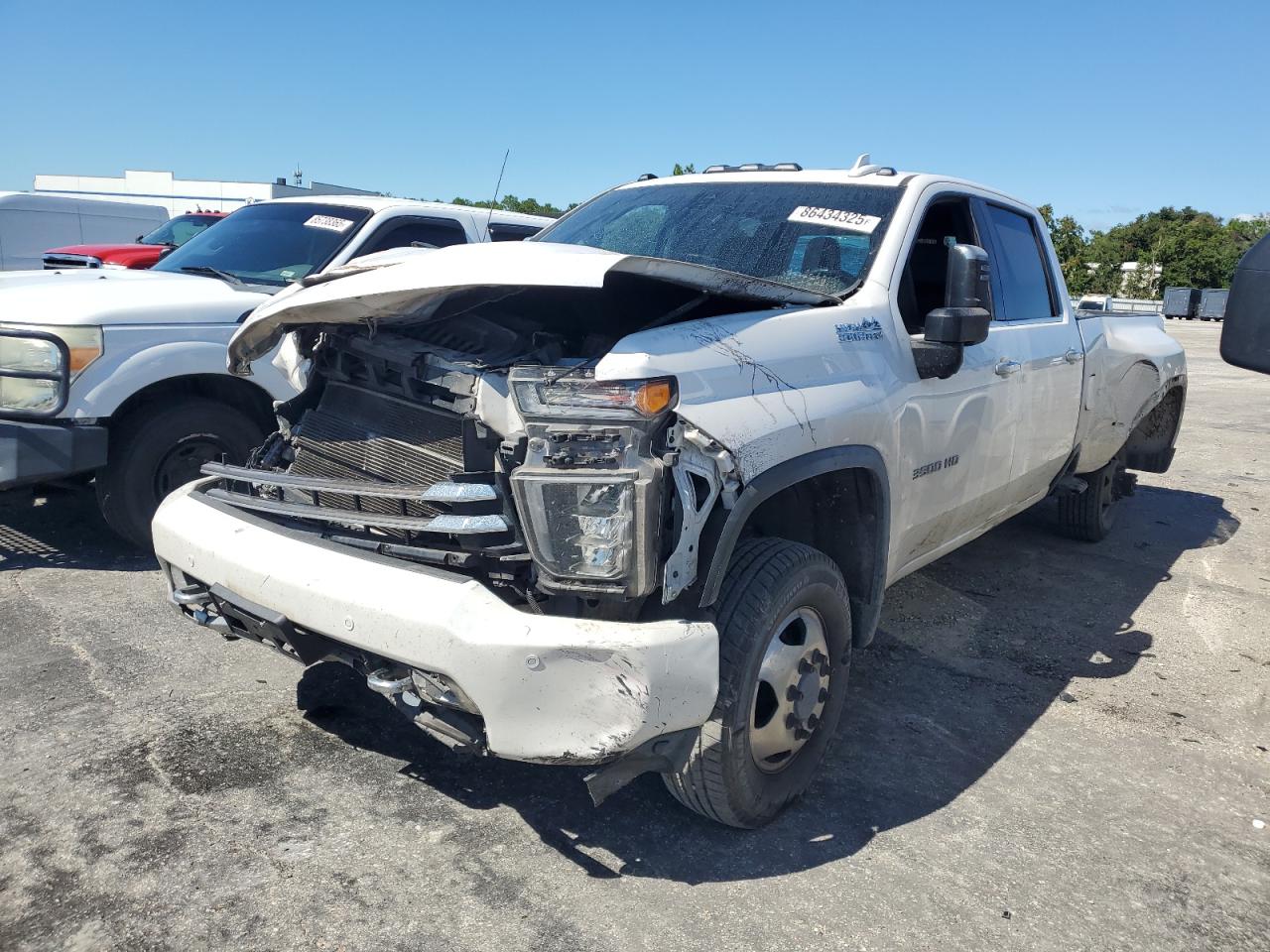 CHEVROLET SILVERADO K3500 HIGH COUNTRY