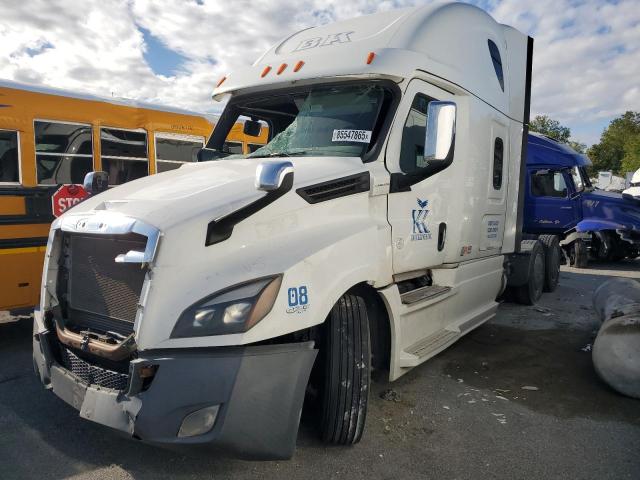 Global Auto Auctions: 2020 FREIGHTLINER CASCADIA 1
