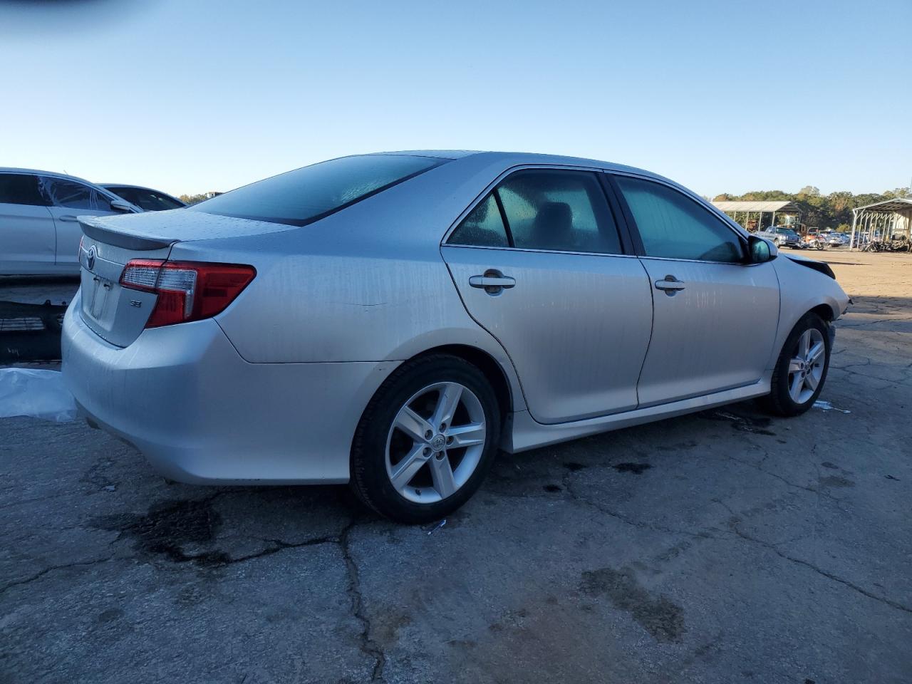 TOYOTA CAMRY L