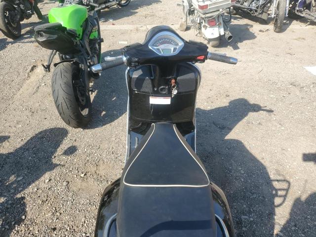 2015 VESPA GTS 300 SU - ZAPM459L3F5100183