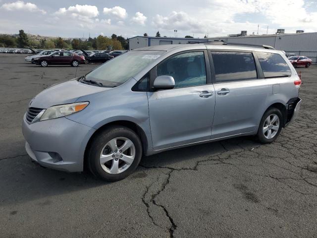 Global Auto Auctions: 2012 TOYOTA SIENNA LE