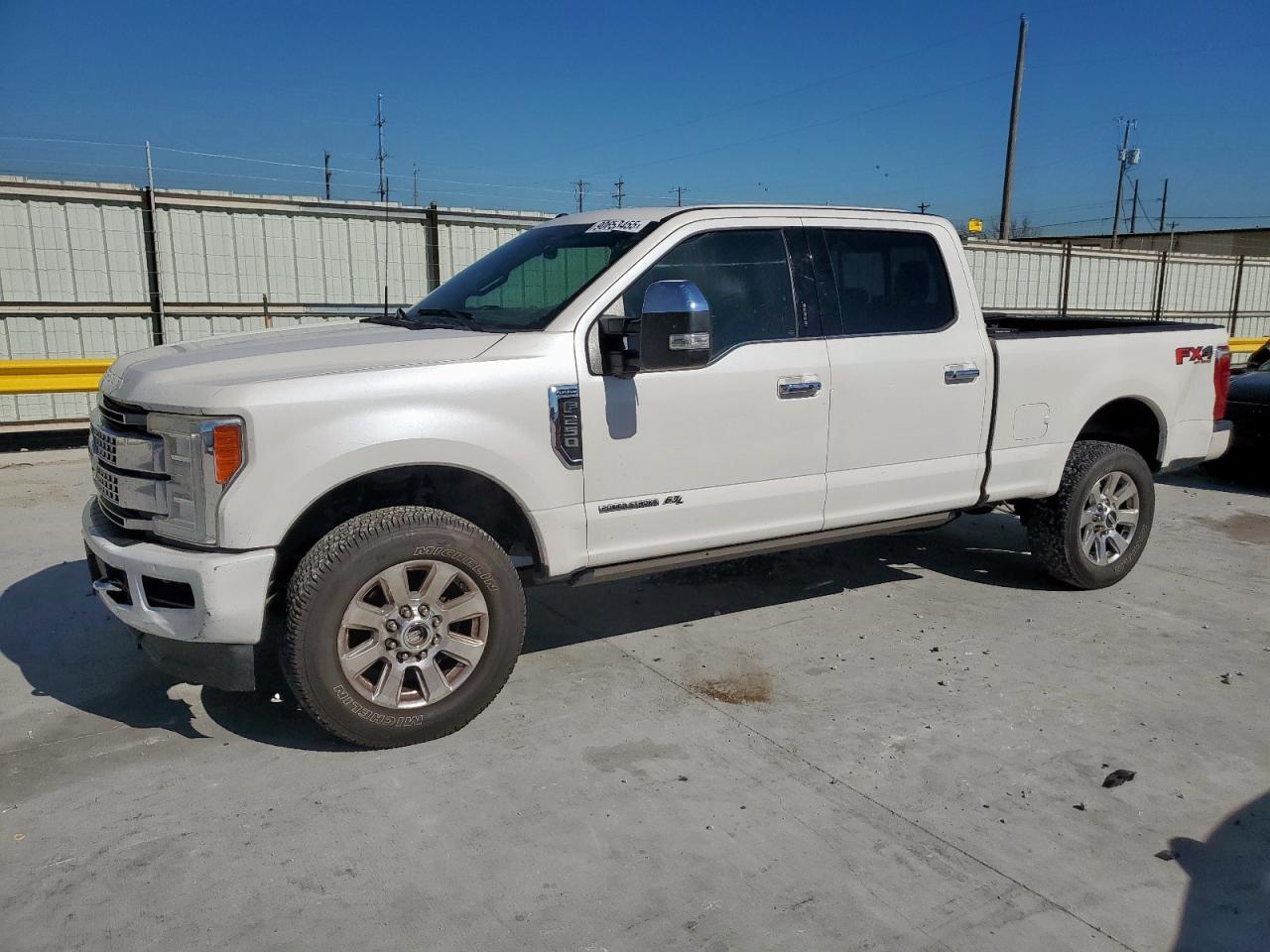 FORD F-250 SUPER DUTY