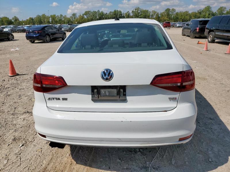 2018 VOLKSWAGEN JETTA SE 3VWDB7AJ4JM260599