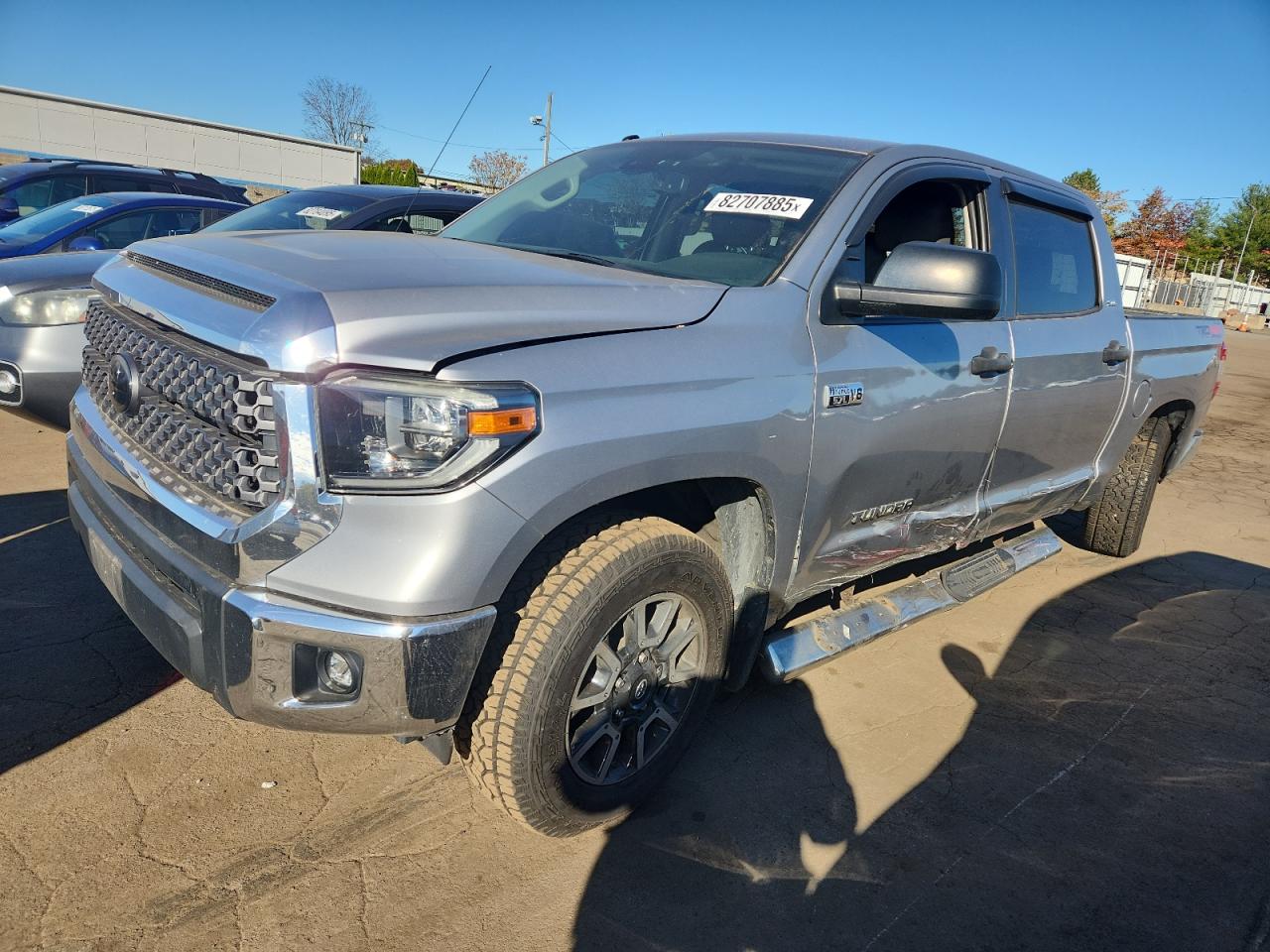 TOYOTA TUNDRA CREWMAX SR5