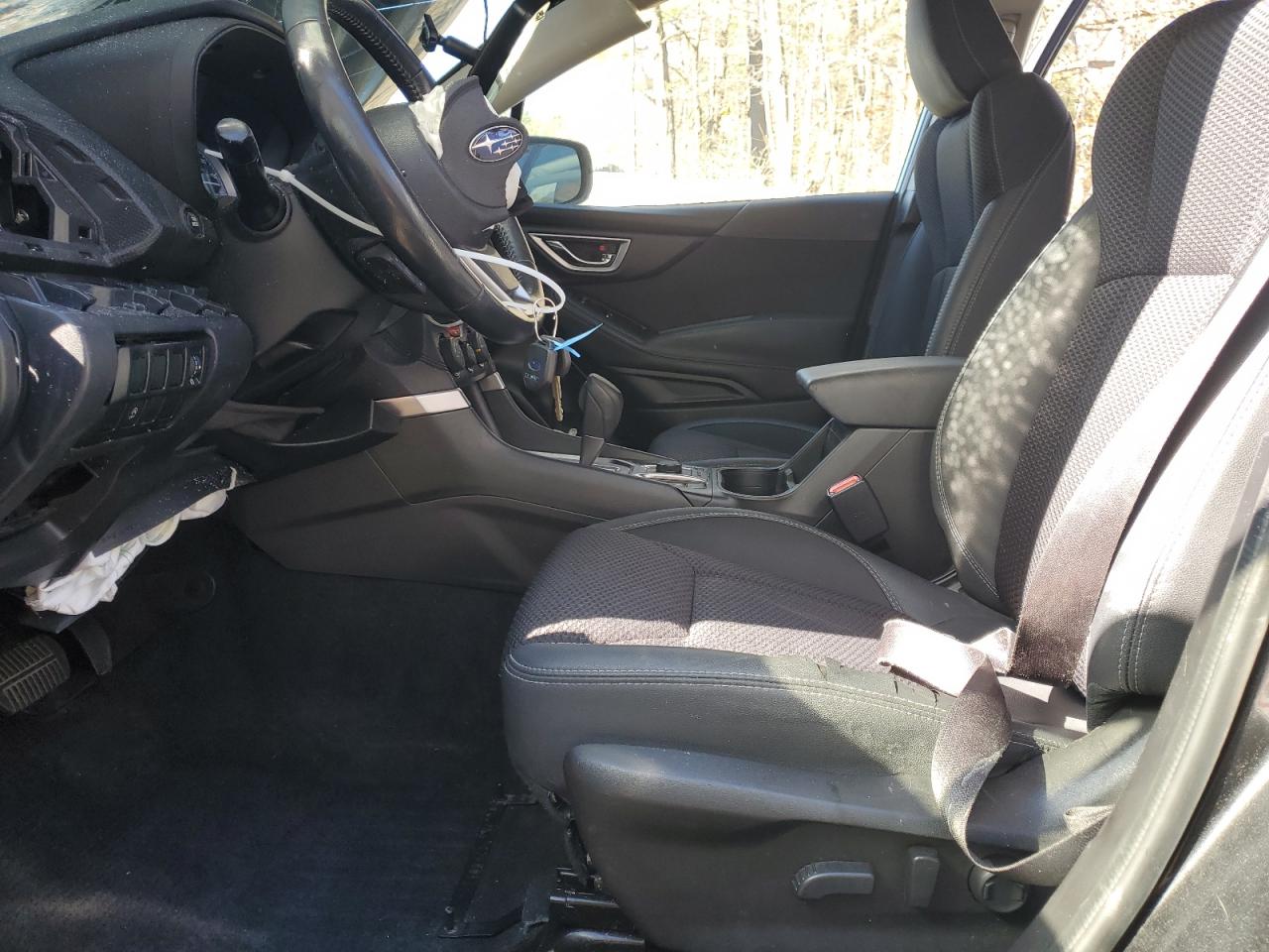 SUBARU FORESTER PREMIUM