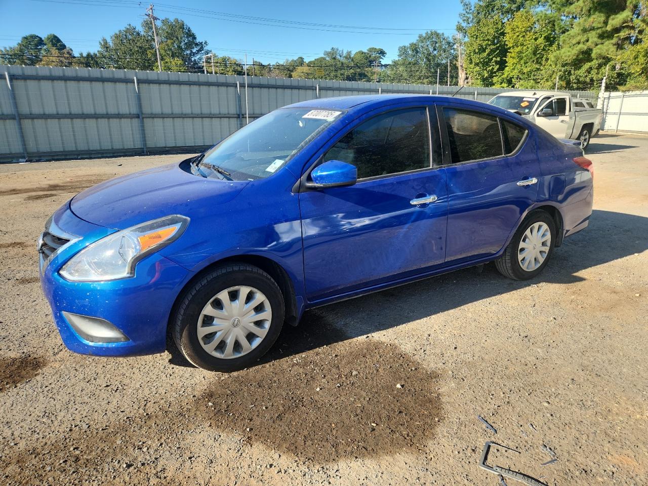 NISSAN VERSA S