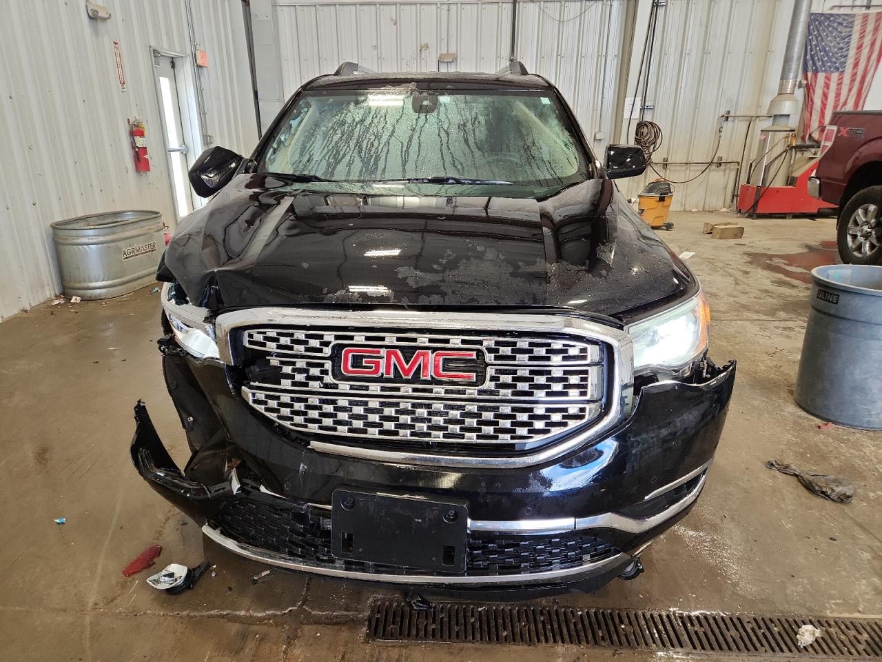 GMC ACADIA DENALI