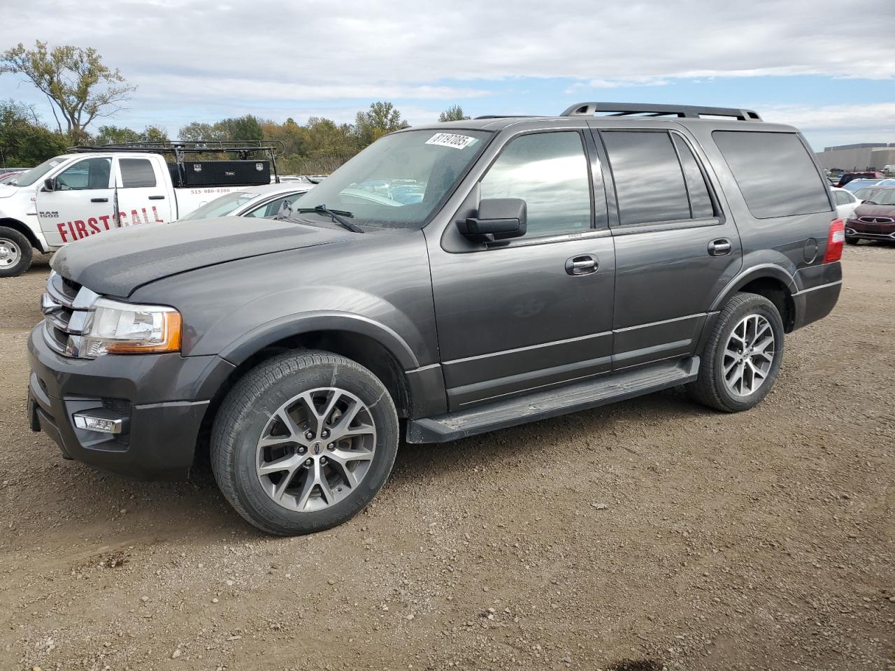 FORD EXPEDITION XLT