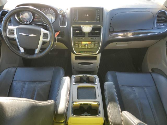 2014 CHRYSLER TOWN & COU - 2C4RC1CG4ER374332