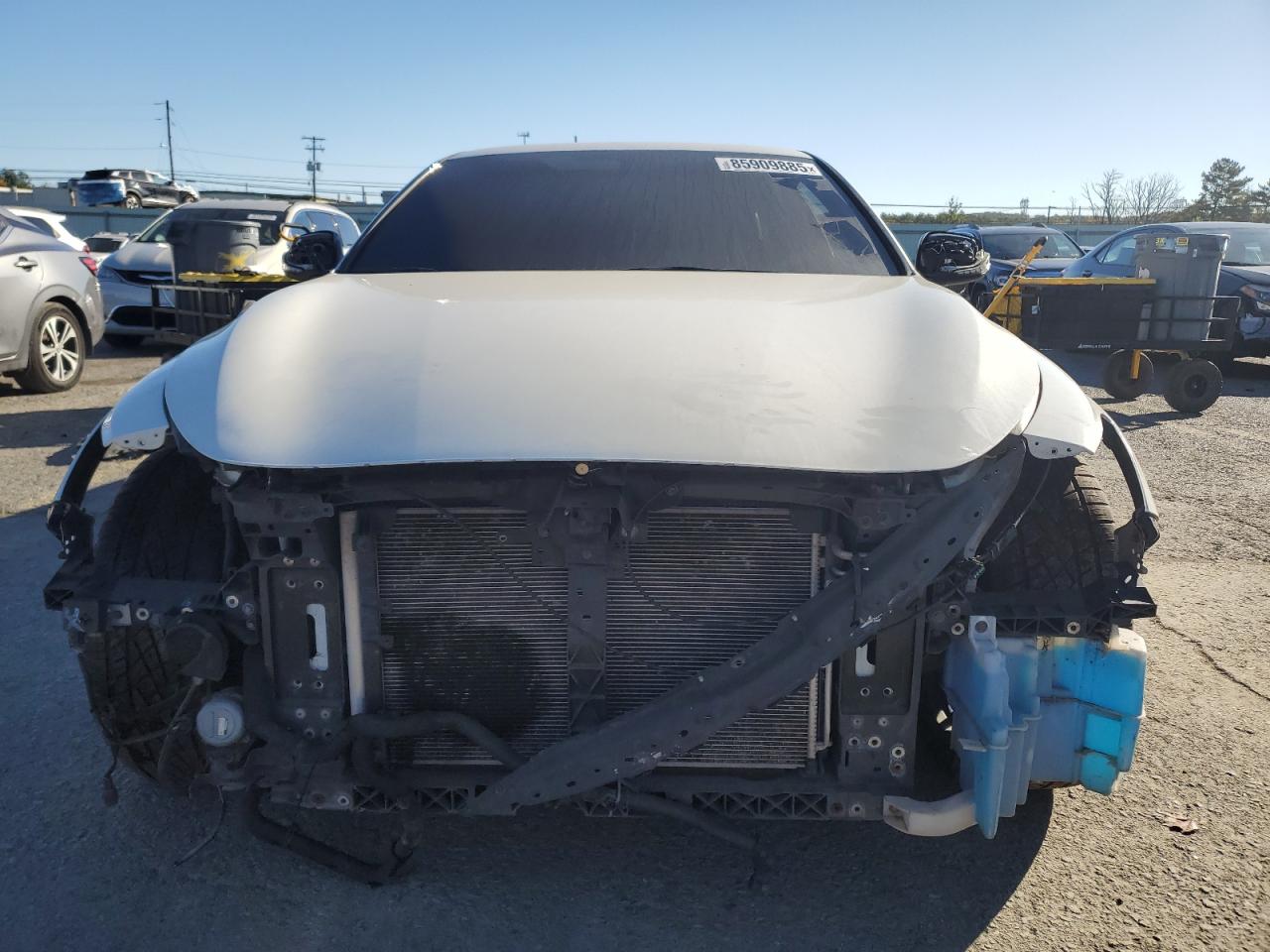 INFINITI Q60 LUXE 300