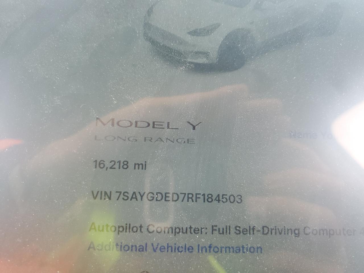TESLA MODEL Y