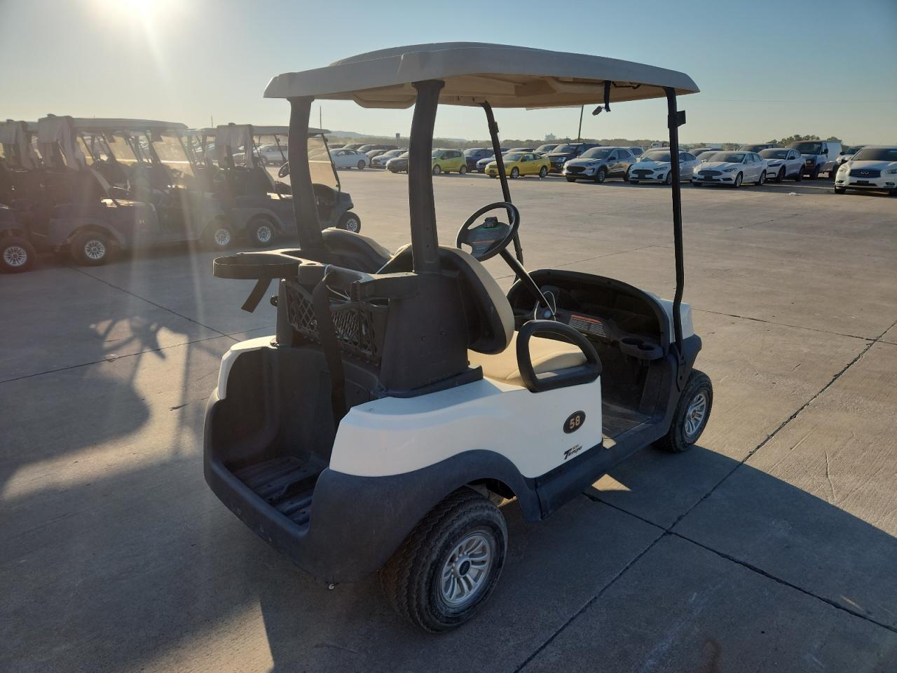 Lot #3266836083 2019 CLUB CAR TEMPO LITHIUM