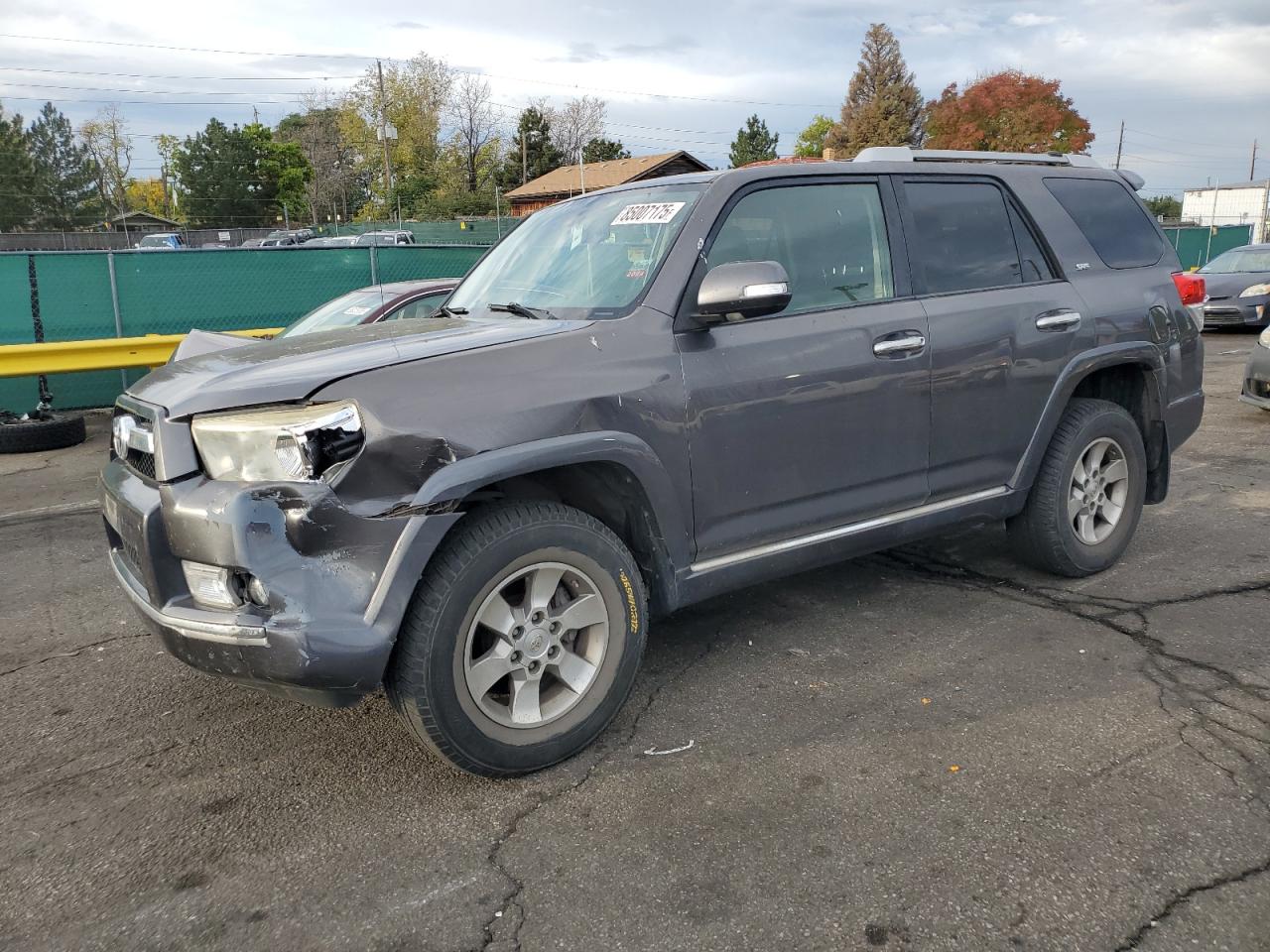 TOYOTA 4RUNNER SR5
