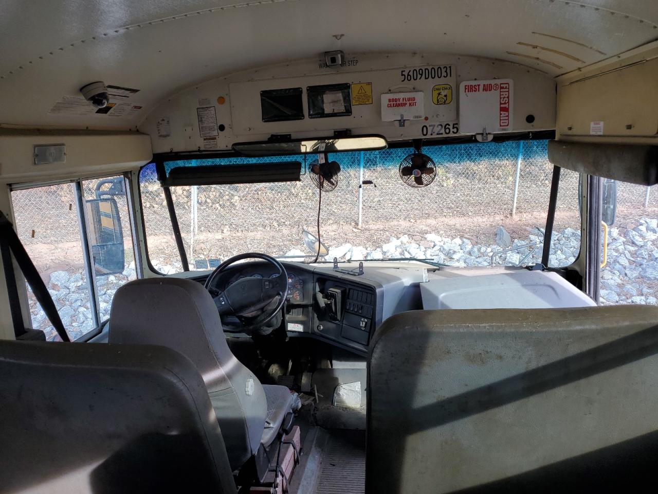 Lot #3273801354 2009 IC CE SERIES SCHOOL