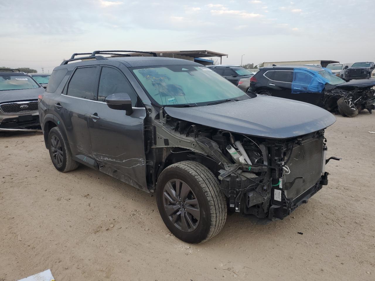 NISSAN PATHFINDER SV